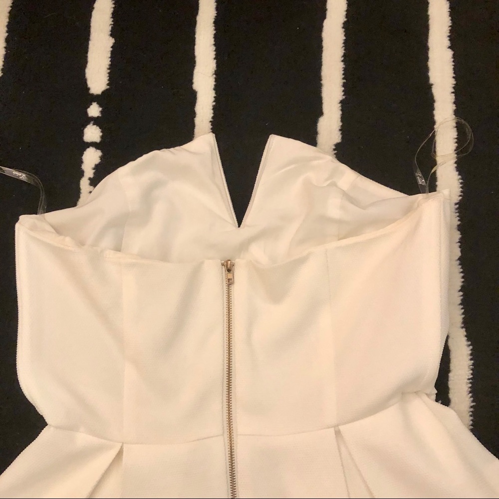 L’ATISE WHITE STRAPLESS DRESS WITH HEM DETAIL - Picture 3 of 8